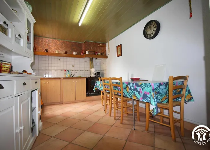 Chez Léonie Hébergement de vacances *